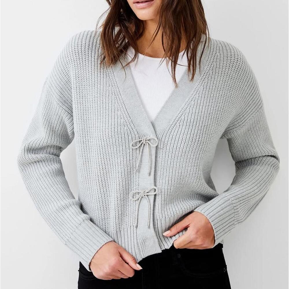H&M sage green beaded bow button cardigan sz L